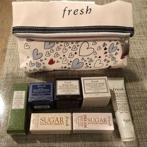 New Fresh 8 pieces Gift Set